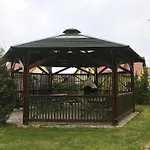 Lejlighed Apartamentykudowa - Pod Debami Z Ogrodem I Parkingiem, Kudowa-Zdrój