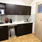 Lejlighed Apartamentykudowa - Pod Debami Z Ogrodem I Parkingiem,