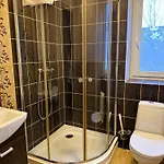 Apartamentykudowa - Pod Debami Z Ogrodem I Parkingiem, * Kudowa-Zdrój