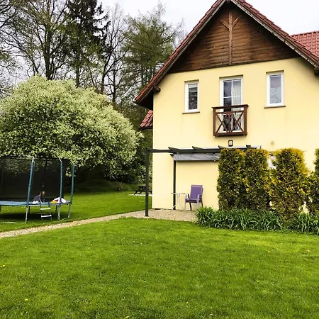 Apartamentykudowa - Pod Debami Z Ogrodem I Parkingiem,