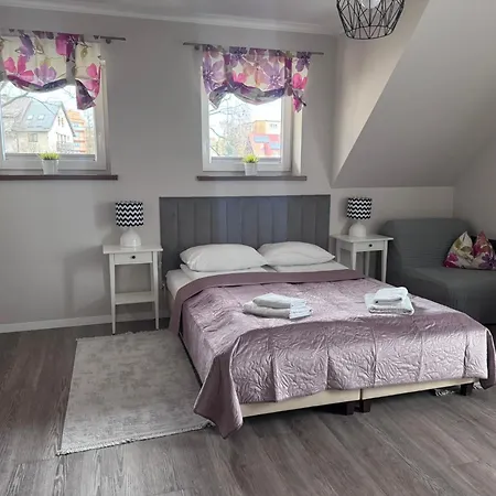 Apartamentykudowa - Pod Debami Z Ogrodem I Parkingiem, * Bad Kudowa