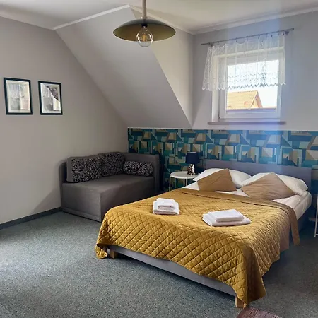 Pod Dębami Apartament *