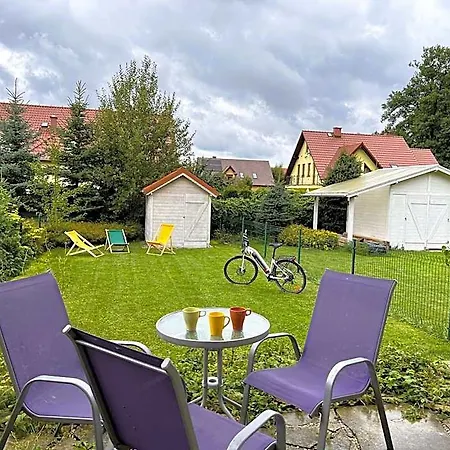 Apartmán Apartamentykudowa - Pod Debami Z Ogrodem I Parkingiem, *