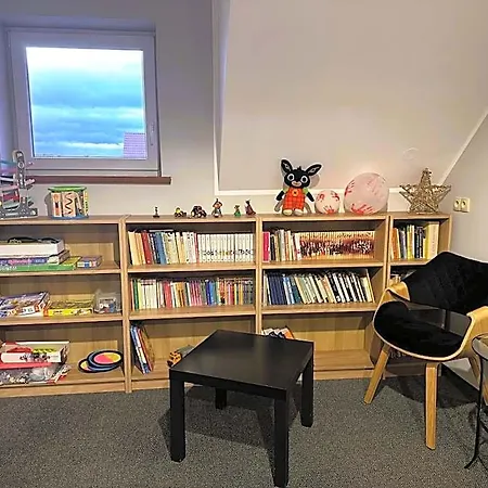 Apartamentykudowa - Pod Debami Z Ogrodem I Parkingiem, Kudowa-Zdrój