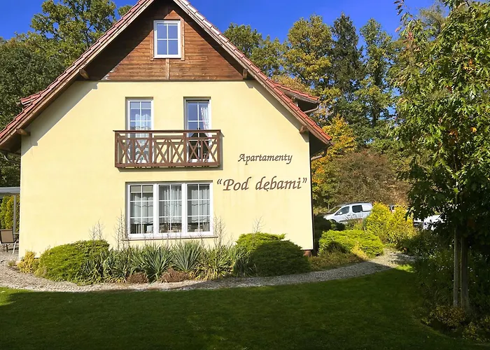 Apartment Apartamentykudowa - Pod Debami Z Ogrodem I Parkingiem, *