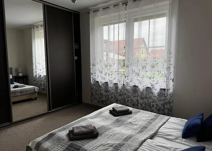 Apartamentykudowa - Pod Debami Z Ogrodem I Parkingiem, * Kudowa-Zdrój